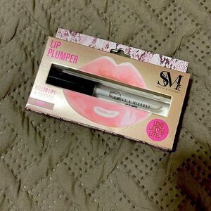 🎉4/$15🎉 SM | Lip Plumper | Clear